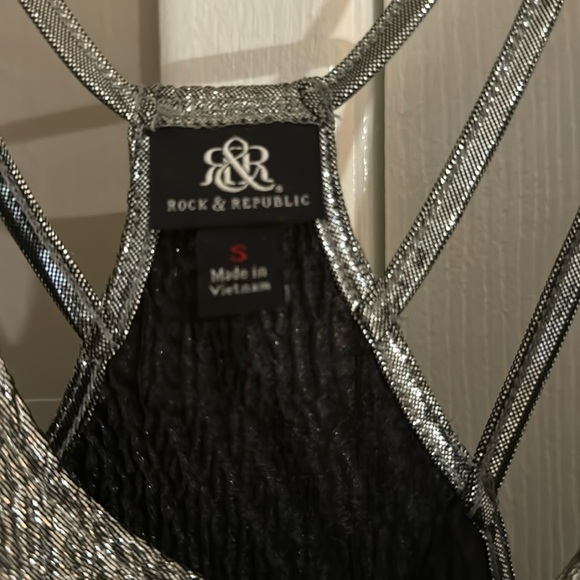 NWT Rock & Republic size small shiny silver top - Picture 2 of 8